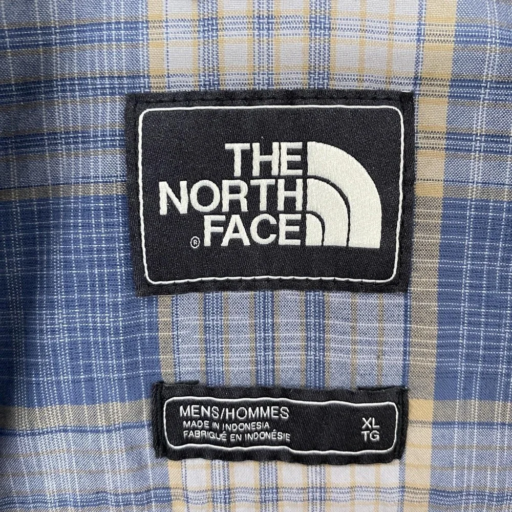 The North Face Plaid Shirt Mens XL Hiking Lightweight Short Sleeve Button Up